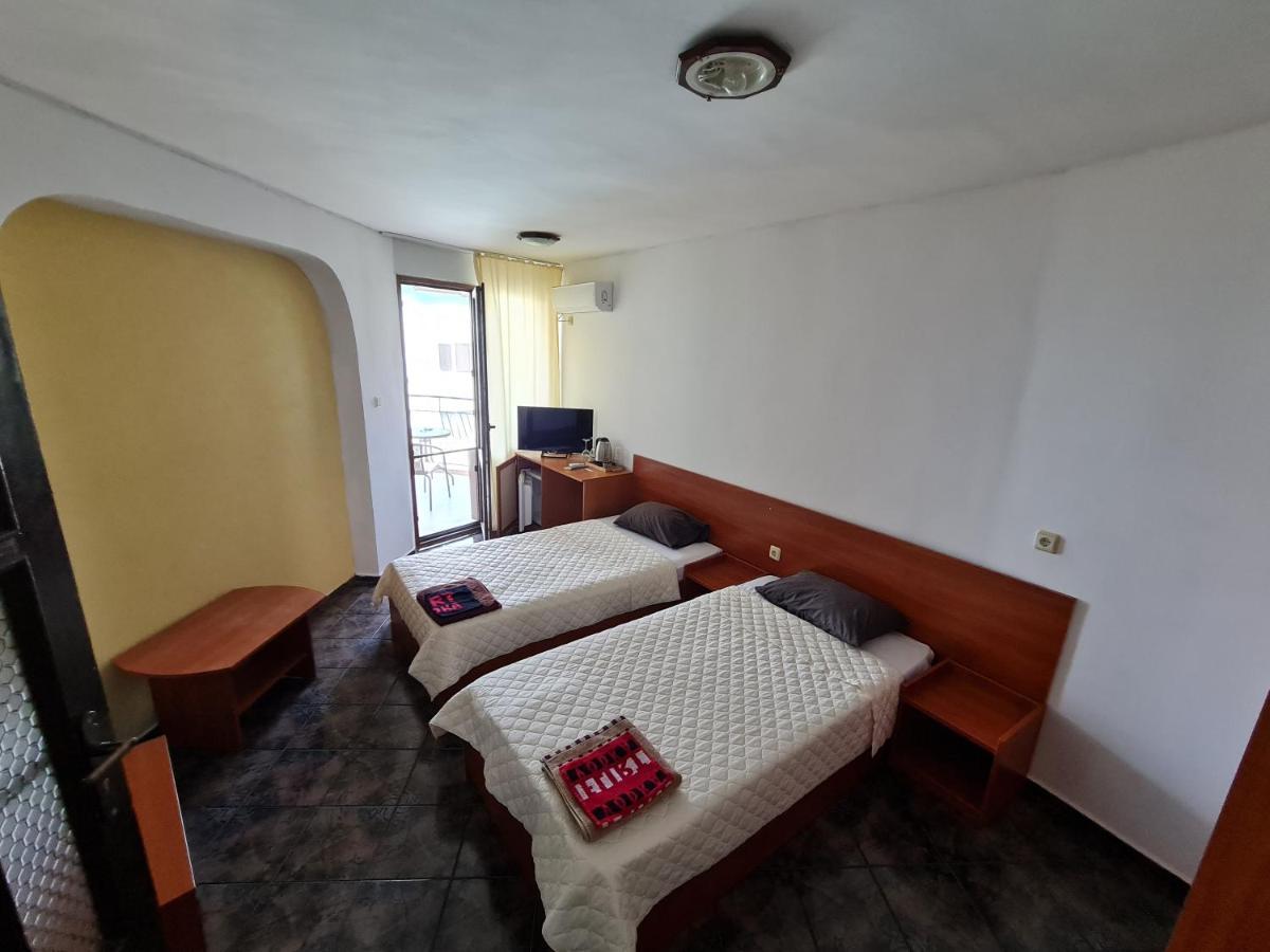 Hotel Алми Almi à Sveti Vlas Extérieur photo
