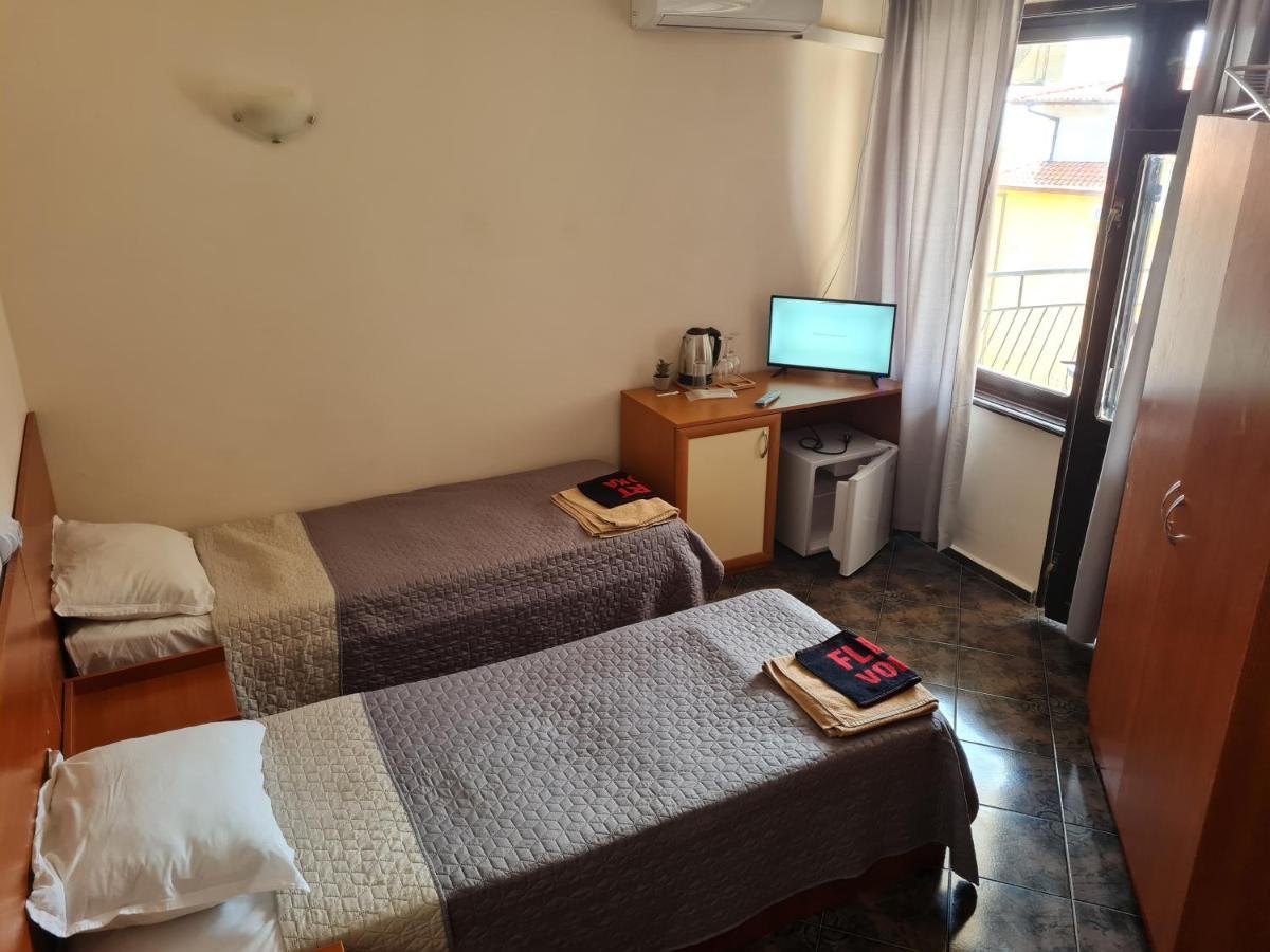 Hotel Алми Almi à Sveti Vlas Extérieur photo