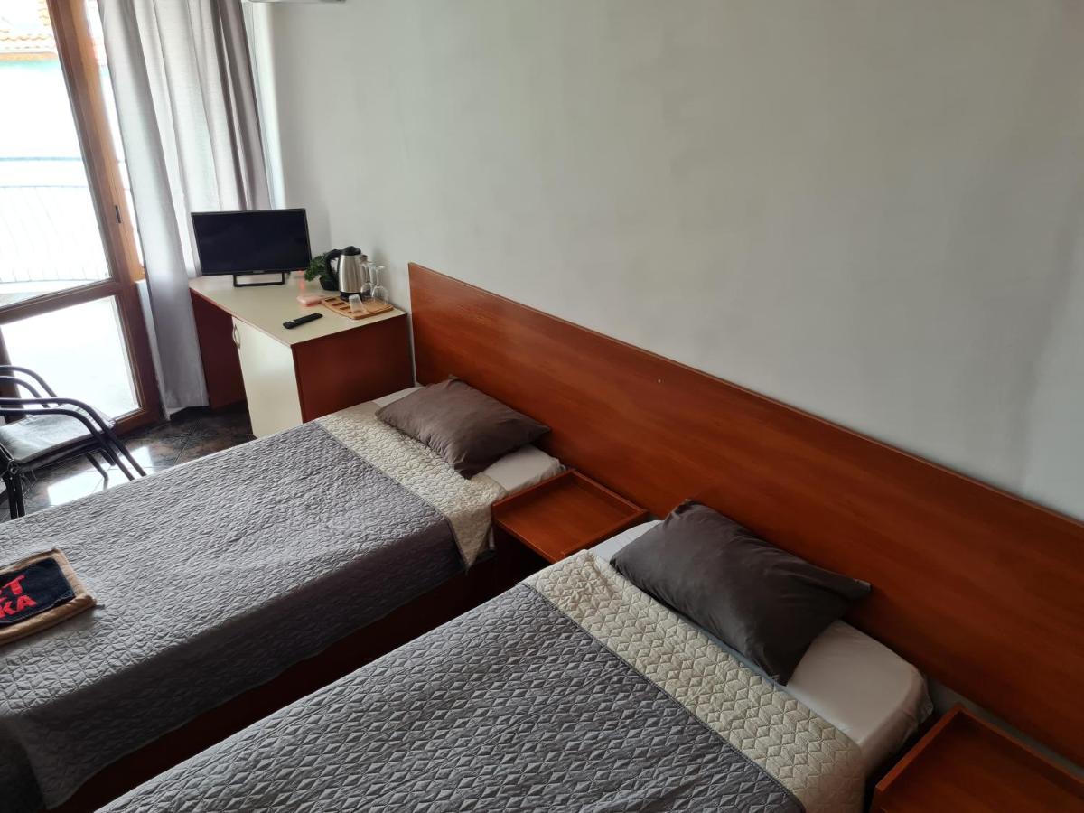 Hotel Алми Almi à Sveti Vlas Extérieur photo
