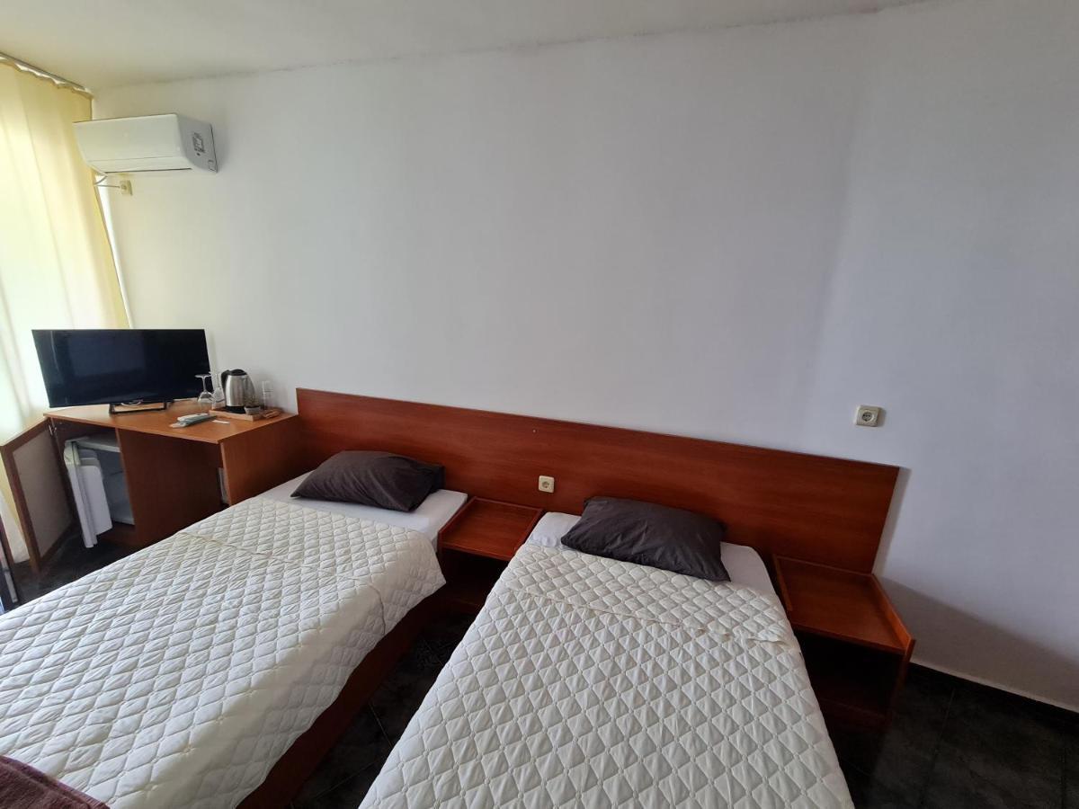 Hotel Алми Almi à Sveti Vlas Extérieur photo