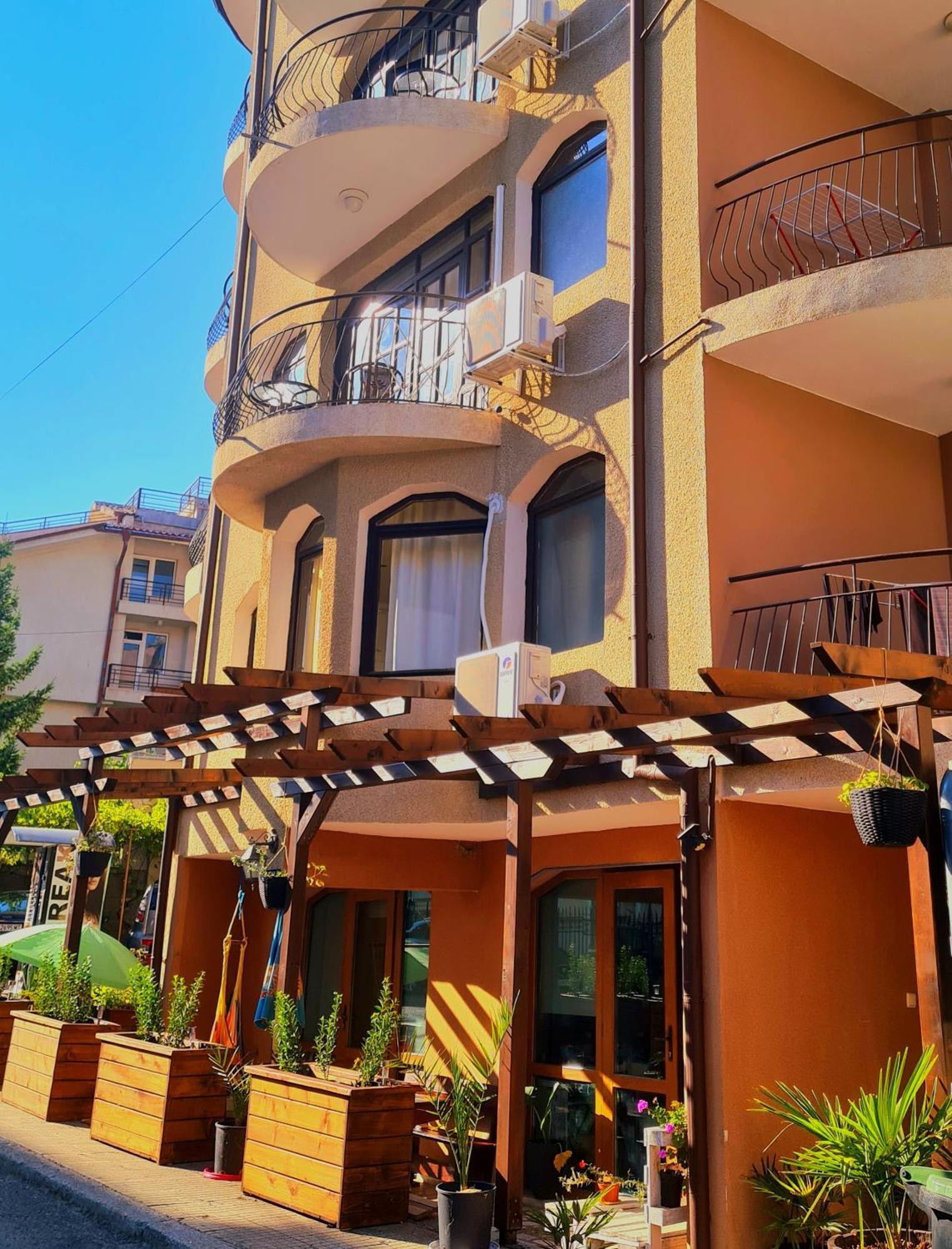 Hotel Алми Almi à Sveti Vlas Extérieur photo